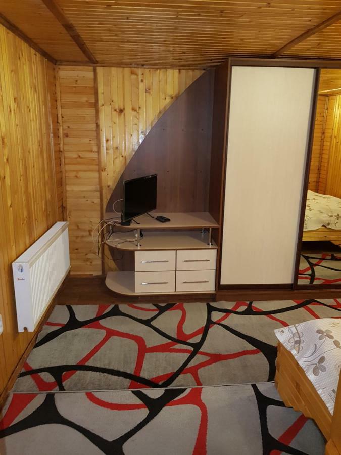 Kolyba Complex Hotel Oeman Buitenkant foto