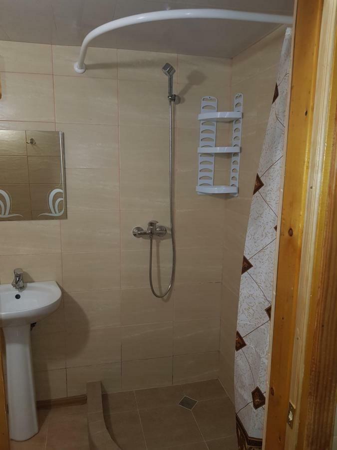 Kolyba Complex Hotel Oeman Buitenkant foto